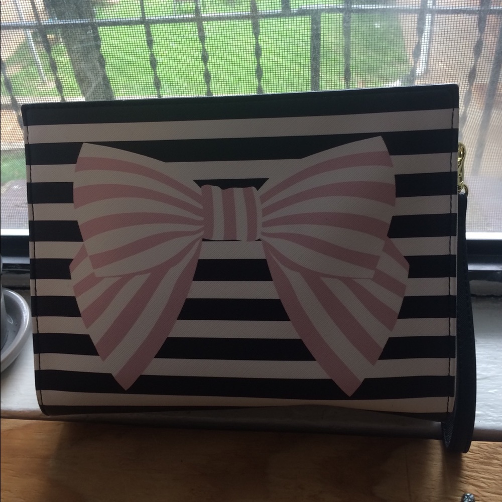 Betsey Johnson wristlet